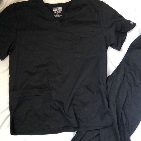 Scrubs - Picture 2 of 5